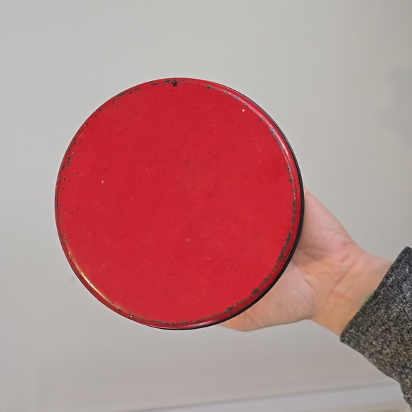 Vintage Rose Tin - Picture 3 of 7